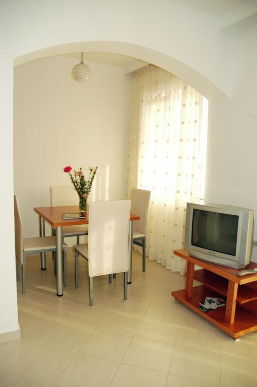Apartments 3Ade Улцин Екстериор снимка